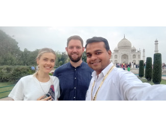 Tour Guide for Taj Mahal and Agra Fort